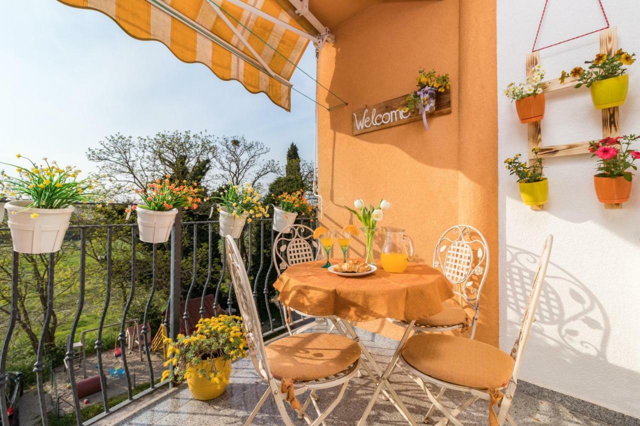 Apartment Pula Relax ภายนอก รูปภาพ